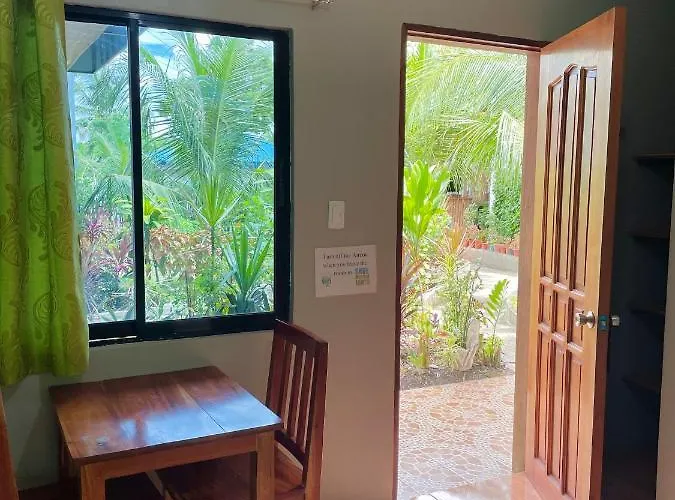 Ananas Guest house 4*